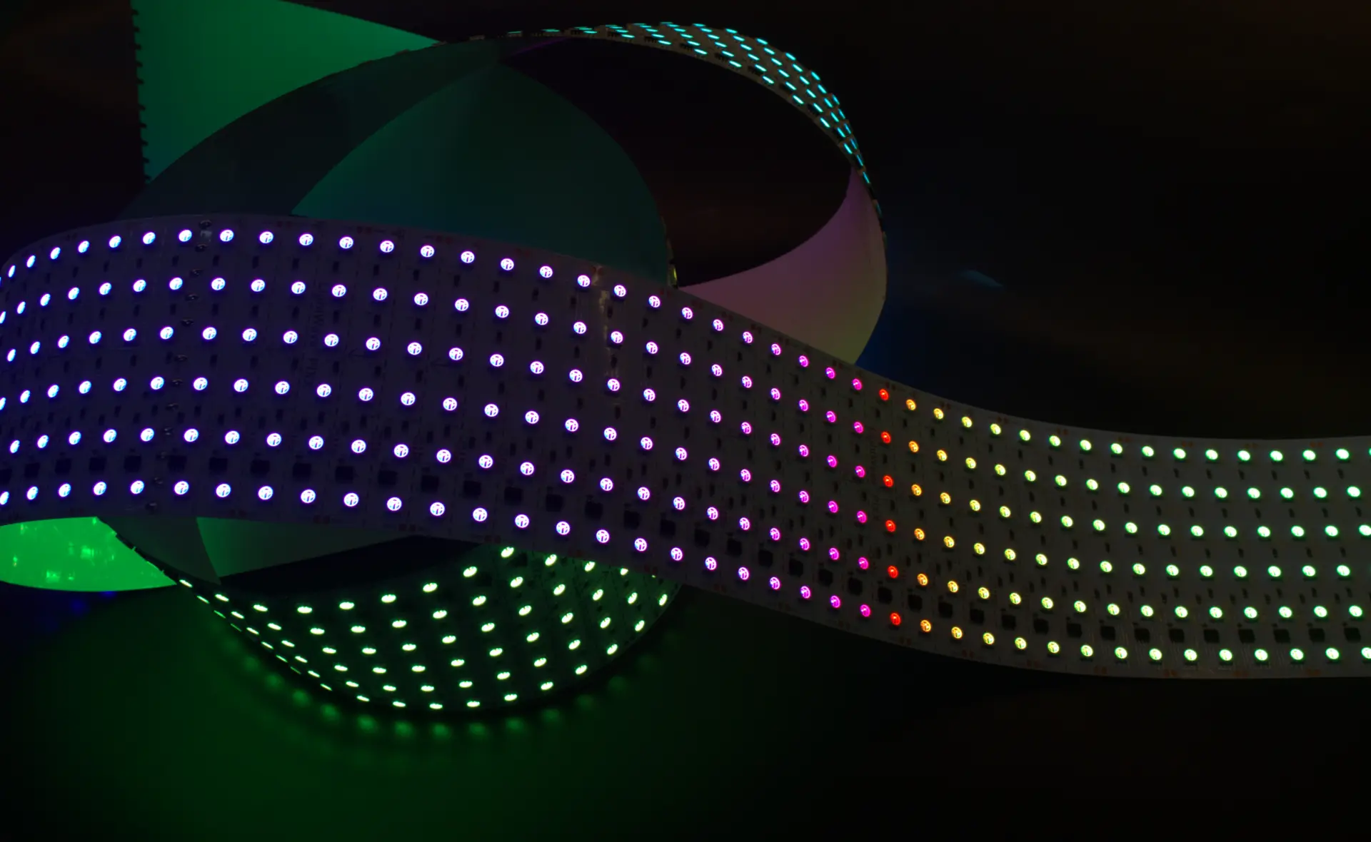 LightWave® PIXX Roll It! — Rollable Addressable RGBW LED Light Sheet - Image 2